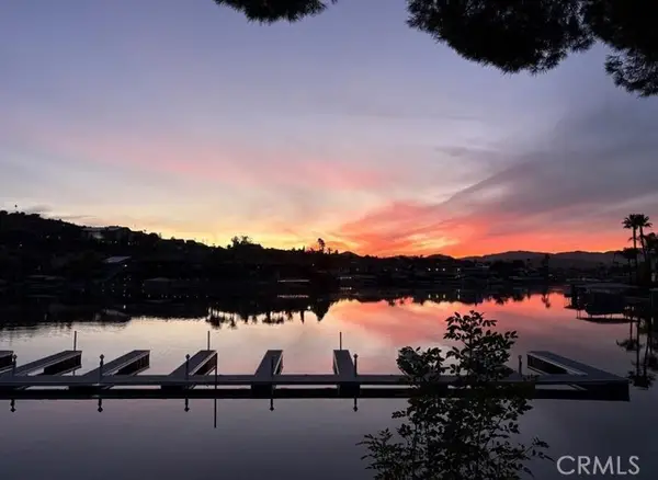 24311 Canyon Lake Drive  #16, QUAIL VALLEY, CA 92587