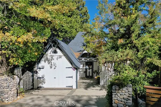 197 Rocky Point Road, Lake Arrowhead, CA 92352 - #1