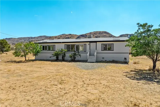 15720 Chicago, Apple Valley, CA 92307 - #2