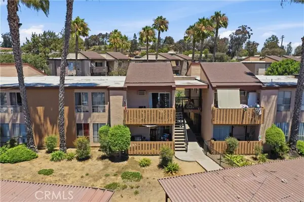 1050 Rock Springs, Escondido, CA 92026