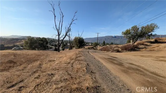 1 Hill Avenue, Lake Elsinore, CA 92530 - #3