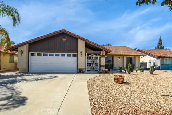 2115 Flame Tree, Hemet, CA 92545