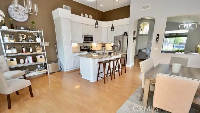31730 Via Cordoba, Temecula, CA 92592 - #2