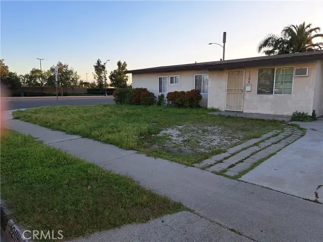 1202 Palm, Anaheim, CA 92805 - #1