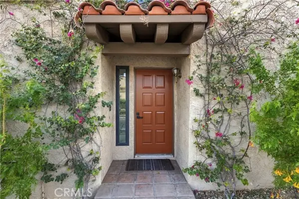 182 Paseo Florido, Palm Springs, CA 92262