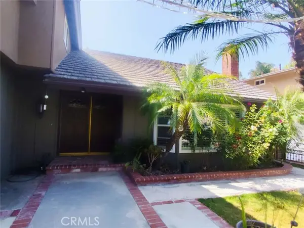 2073 Smokewood, Fullerton, CA 92831