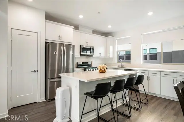 229 Scratch Rd, Covina, CA 91722 - #1