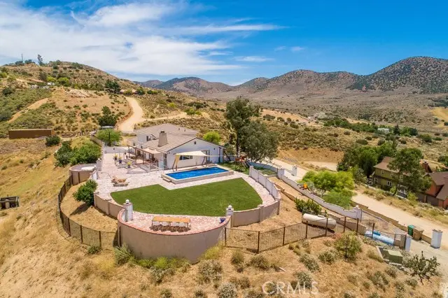 9175 Yucca Hills, Santa Clarita, CA 91390 - #2