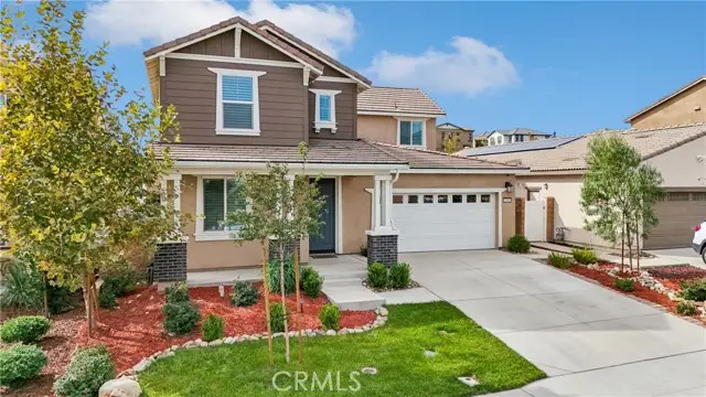 2464 Yellowstone Way, Rialto, CA 92377 - Image #2