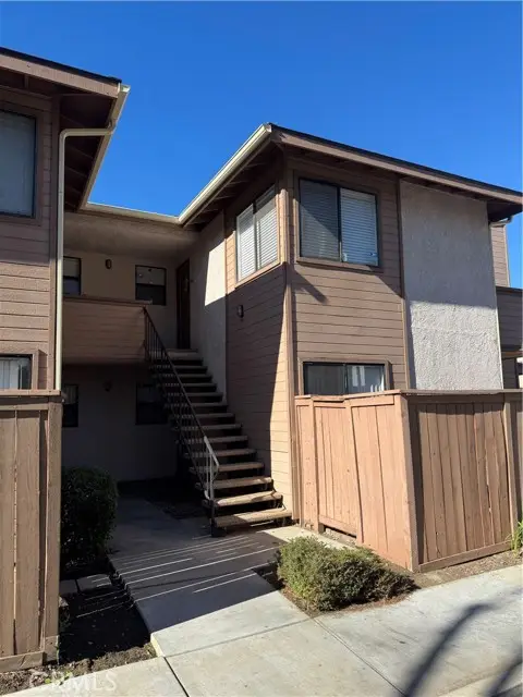 1315 Massachusetts  #101, Riverside, CA 92507