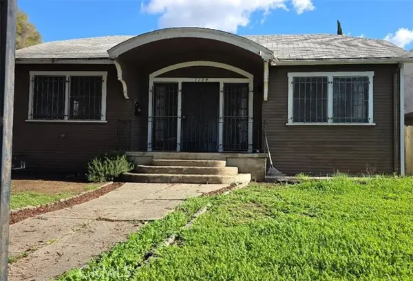 1184 Kenmore, Los Angeles, CA 90029