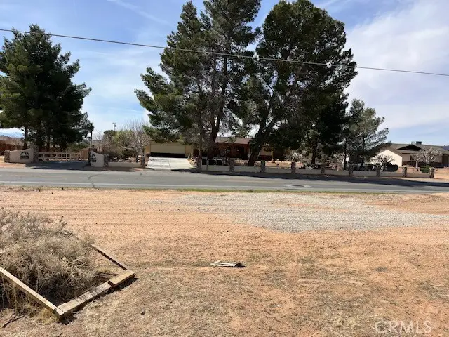 7 Navajo, Apple Valley, CA 92307 - #2