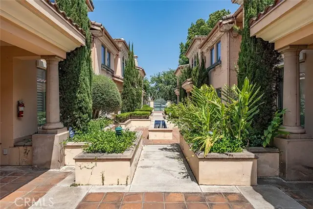 51 San Gabriel Blvd  #7, Pasadena, CA 91107 - #2