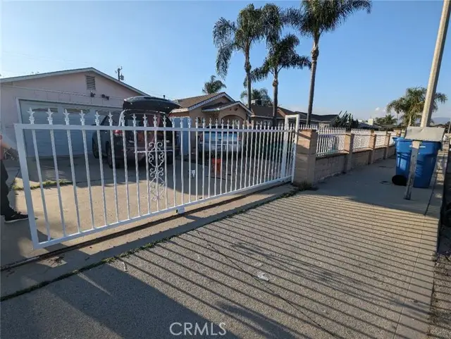 1361 Mountain View Avenue, Pomona, CA 91766 - #2
