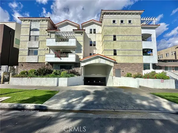 4733 Elmwood Avenue  #102, Los Angeles, CA 90004
