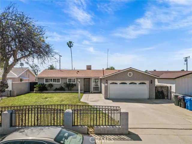 218 Foxbury, Pomona, CA 91767 - #2