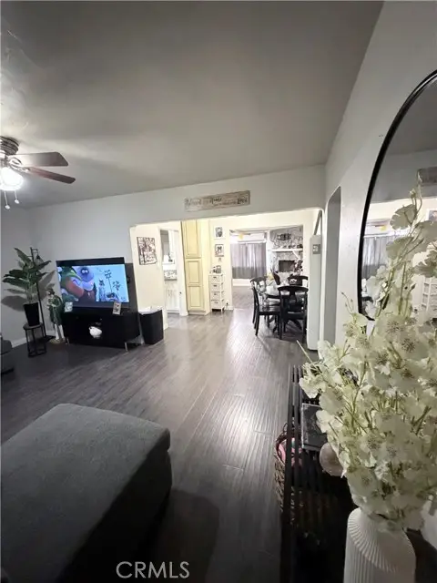 923 Vine, Ontario, CA 91762 - #3