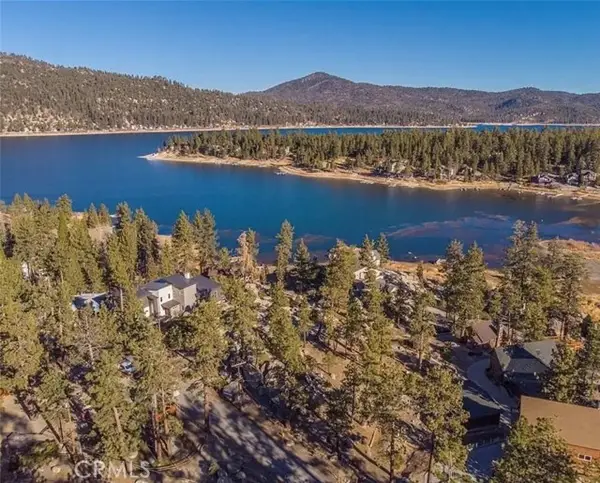 831 Cove Drive, Big Bear Lake, CA 92315