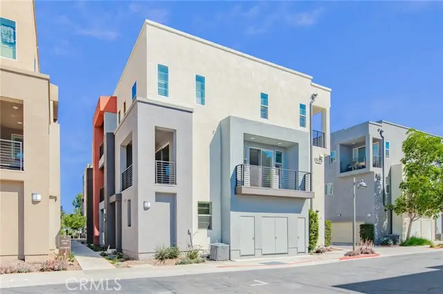 179 Cadence, Irvine, CA 92618 - #1
