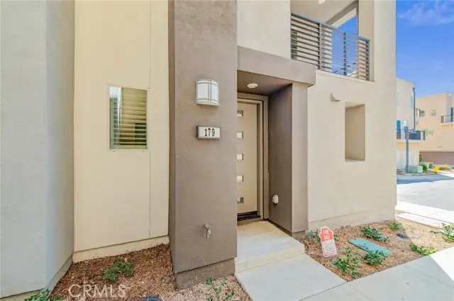 179 Cadence, Irvine, CA 92618 - #3