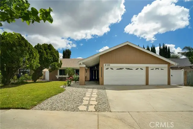 8120 Glade Avenue, Canoga Park, CA 91304 - #2