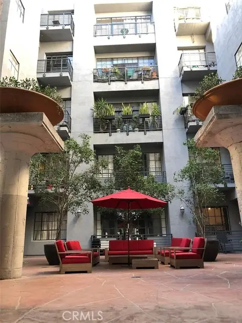 420 San Pedro  #306, Los Angeles, CA 90013