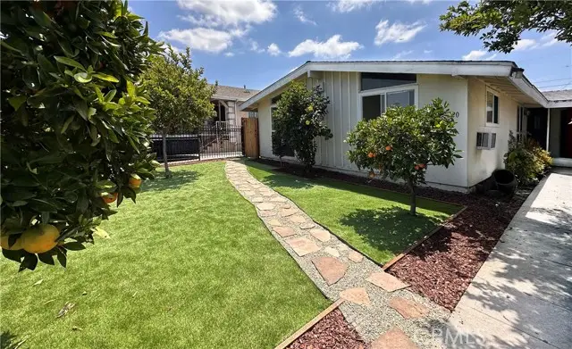 320 81st, Los Angeles, CA 90003 - #2