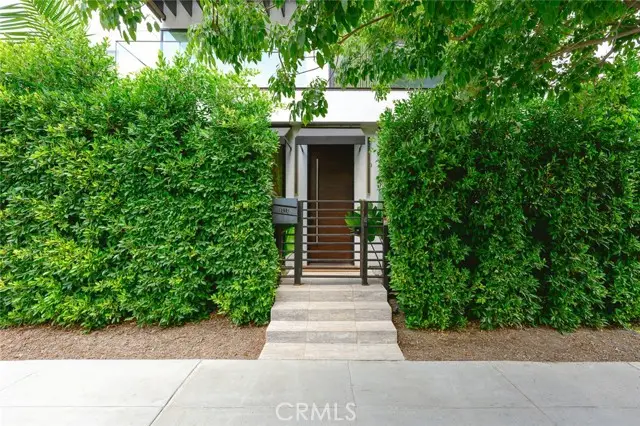 9171 3rd, Beverly Hills, CA 90210 - #1