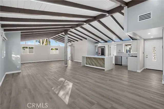9336 Sophia Avenue, North Hills, CA 91343 - #2