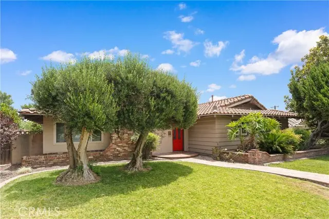 1346 Shelley, Upland, CA 91786 - #3