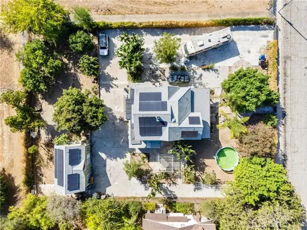 850 Columbia, Pomona, CA 91767