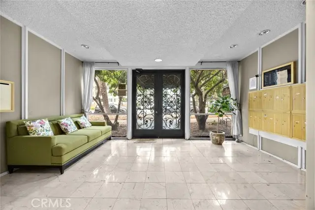 400 La Fayette Park  #213, Los Angeles, CA 90057 - #3