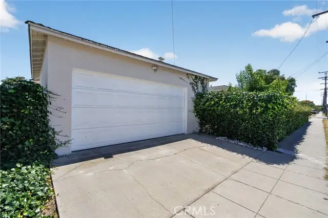 15804 Dalton Avenue, Gardena, CA 90247 - #3