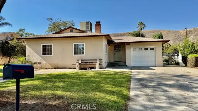 1276 31st, San Bernardino, CA 92405 - #1