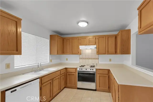 10857 Mountain View Avenue, Loma Linda, CA 92354 - #3