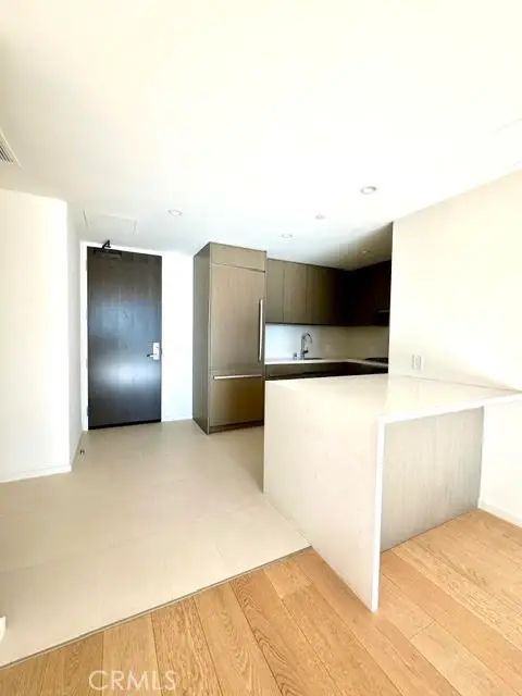889 Francisco, Los Angeles, CA 90017 - #3