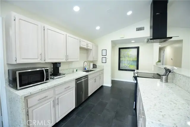 9452 Larrabee Avenue, San Diego, CA 92123 - #3