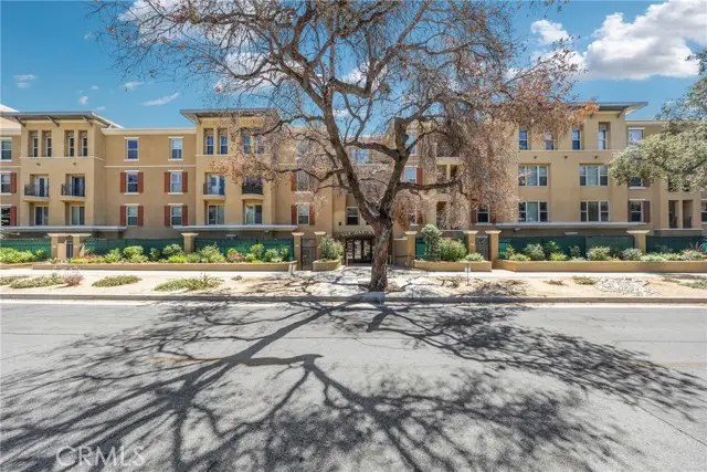 128 Oak Knoll  #111, Pasadena, CA 91101 - #2