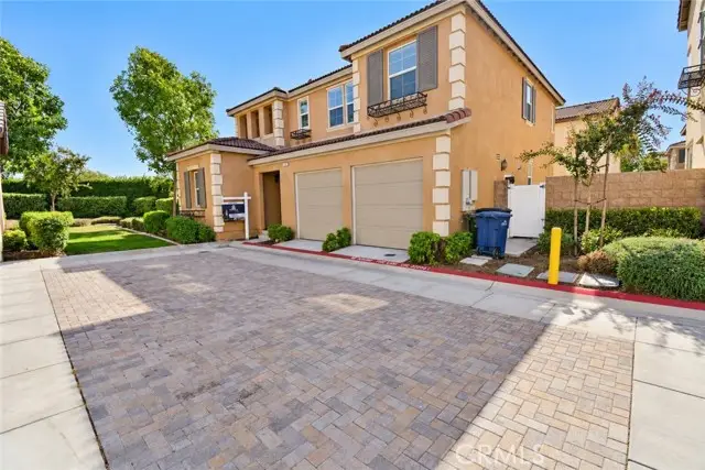 119 West Via Rua Flores, Ontario, CA 91762 - #2