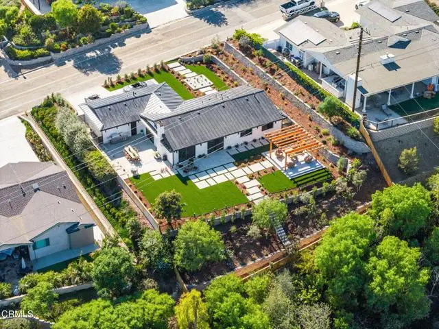 978 Colina, San Buenaventura Ventura, CA 93003 - #3