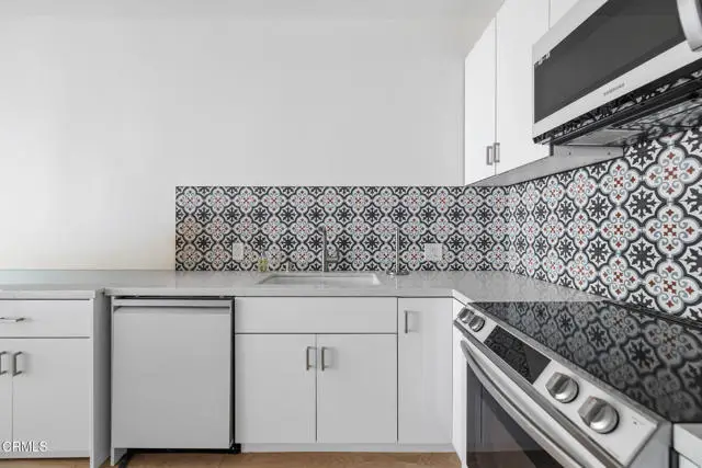 16601 Marquez Avenue  #101, Pacific Palisades, CA 90272 - Image #3