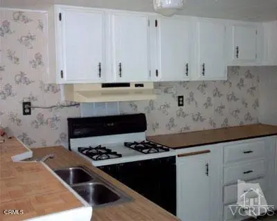 2178 Thrush Avenue  #J, Oxnard, CA 93033 - #3