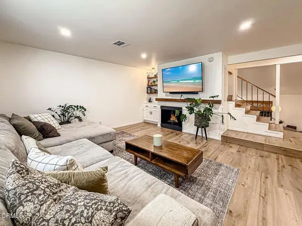 5465 Newcastle Avenue  #6, Encino, CA 91316