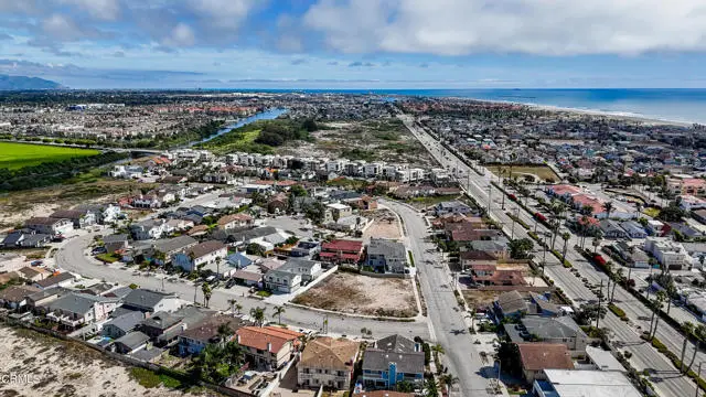 940 Dunes Street, Oxnard, CA 93035 - #3