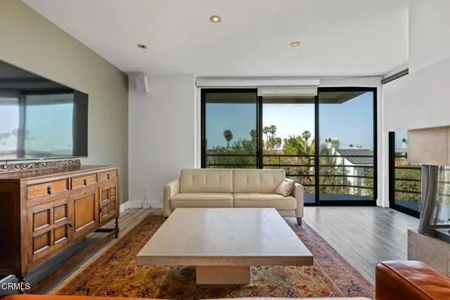 2920 Neilson Way  #304, Santa Monica, CA 90405 - #3