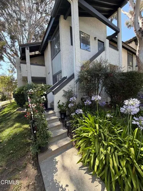 1340 Hillcrest Drive  #10, Thousand Oaks, CA 91362