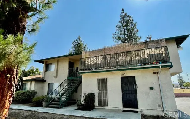 610 Lugonia Avenue, Redlands, CA 92374 - #1