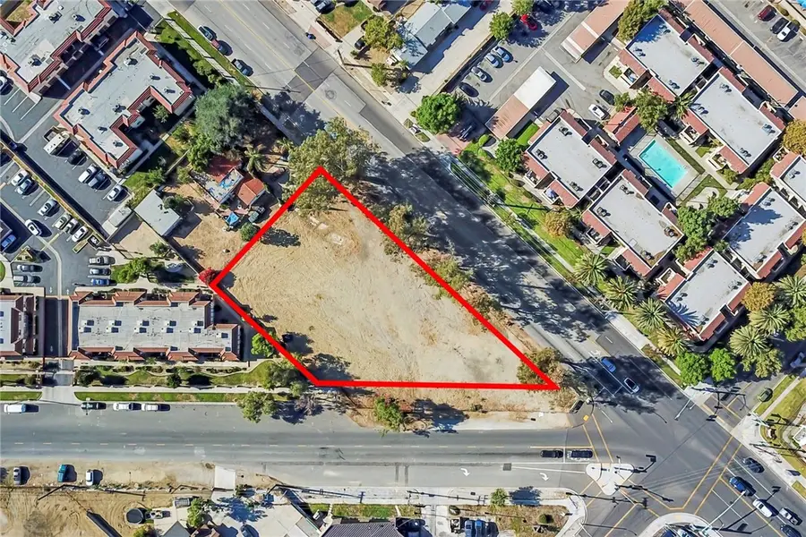 8916 Fontana Avenue, Fontana, CA 92335 - #2