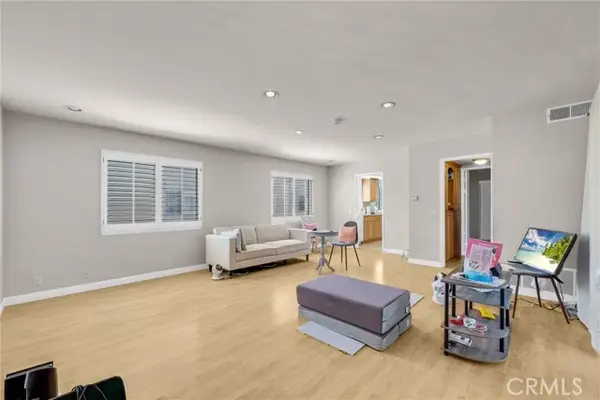 5841 Laguna Way, Cypress, CA 90630