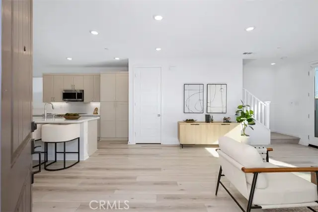 1654 Plaza Del Amo, Torrance, CA 90501 - Image #3